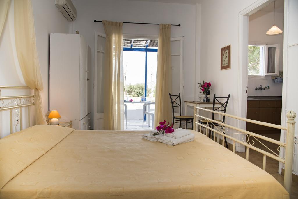 Elena Apartments Pollonia Quarto foto